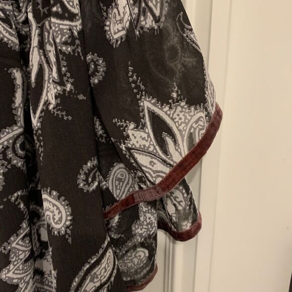 Brown/cream/gray Loft off the shoulder blouse M - Picture 2 of 4